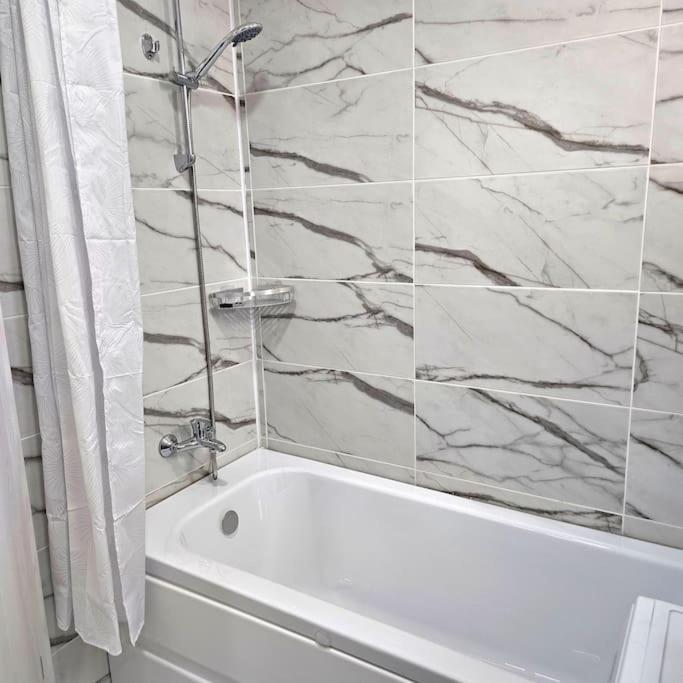 Cozy Sorada 2 Apartment Bragadiru المظهر الخارجي الصورة